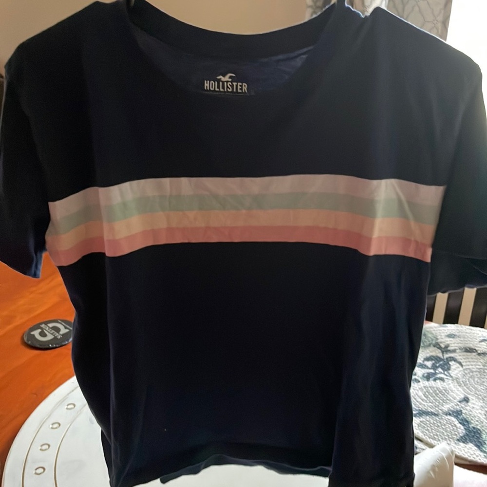 Hollister size medium blue t-shirt gently worn